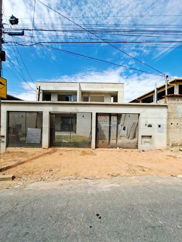 Casa, Cardoso (barreiro), 3 Quartos, 2 Vagas, 1 Suíte