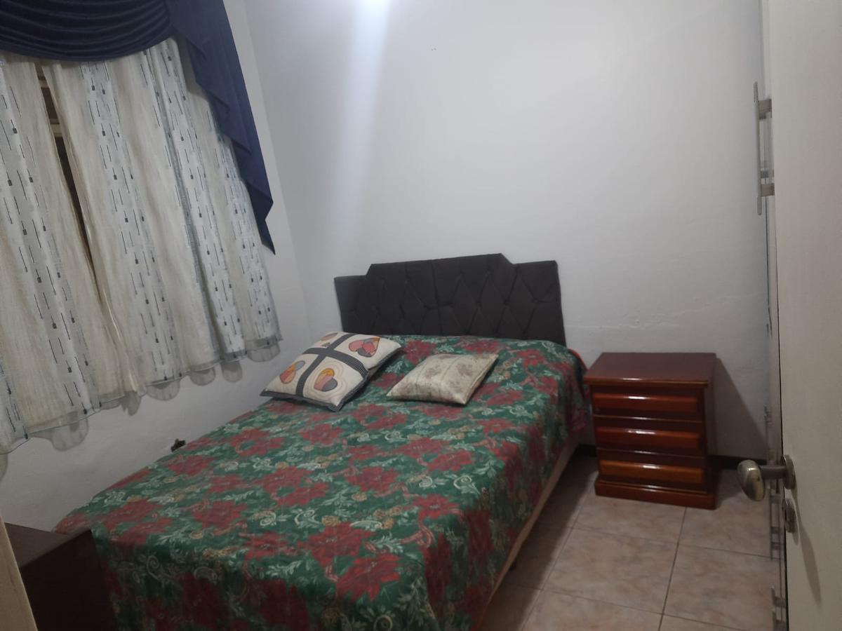 Casa, Sagrada Família, 3 Quartos, 0 Vaga, 1 Suíte