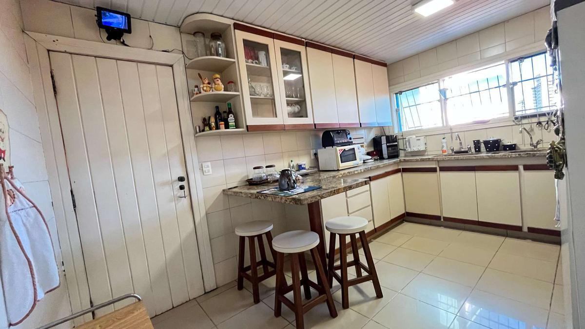 Casa, Santa Lúcia, 5 Quartos, 5 Vagas, 2 Suítes