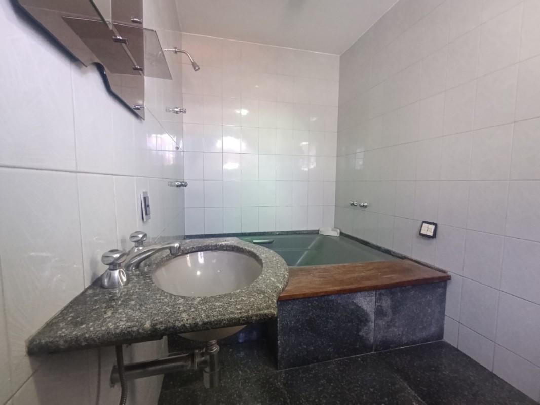 Apartamento, Sagrada Família, 2 Quartos, 1 Vaga