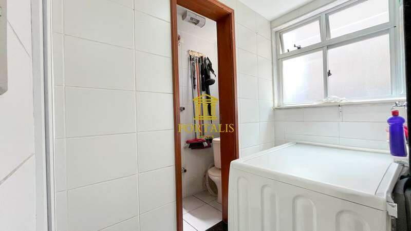 Apartamento, Sagrada Família, 3 Quartos, 2 Vagas, 1 Suíte