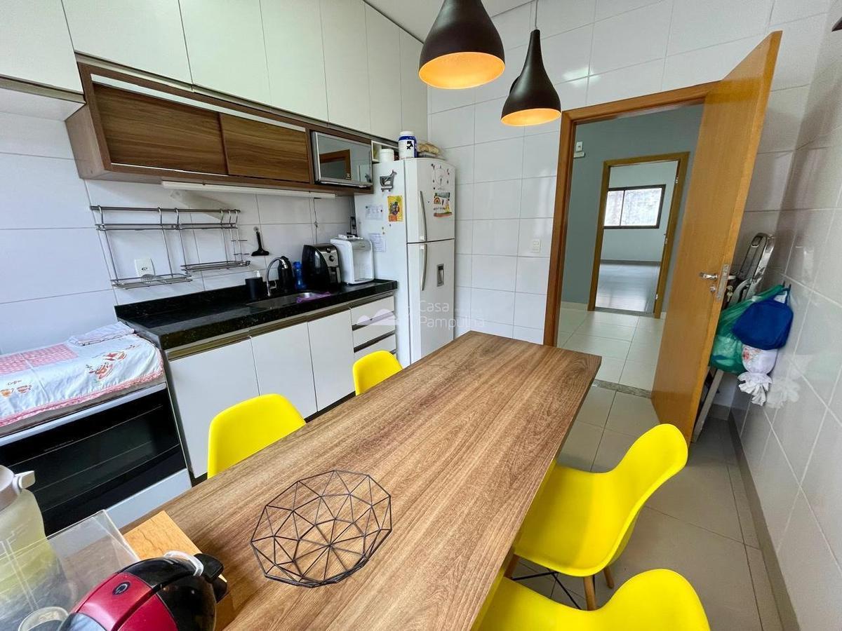 Casa, Bandeirantes (pampulha), 3 Quartos, 10 Vagas, 1 Suíte