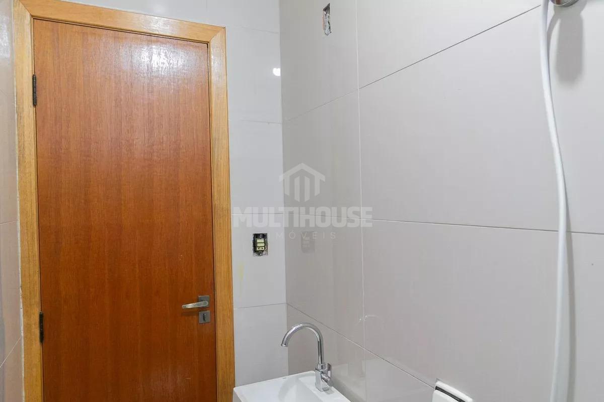 Apartamento, Europa, 2 Quartos, 1 Vaga