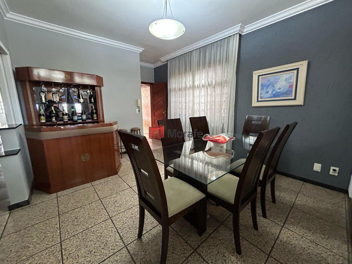 Casa, Itapoã, 4 Quartos, 6 Vagas, 1 Suíte