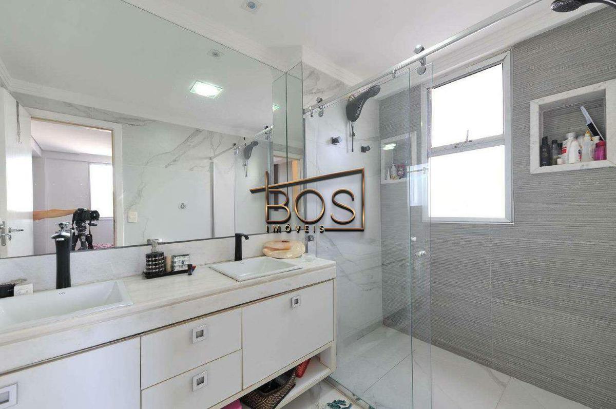 Cobertura, Funcionários, 4 Quartos, 4 Vagas, 3 Suítes