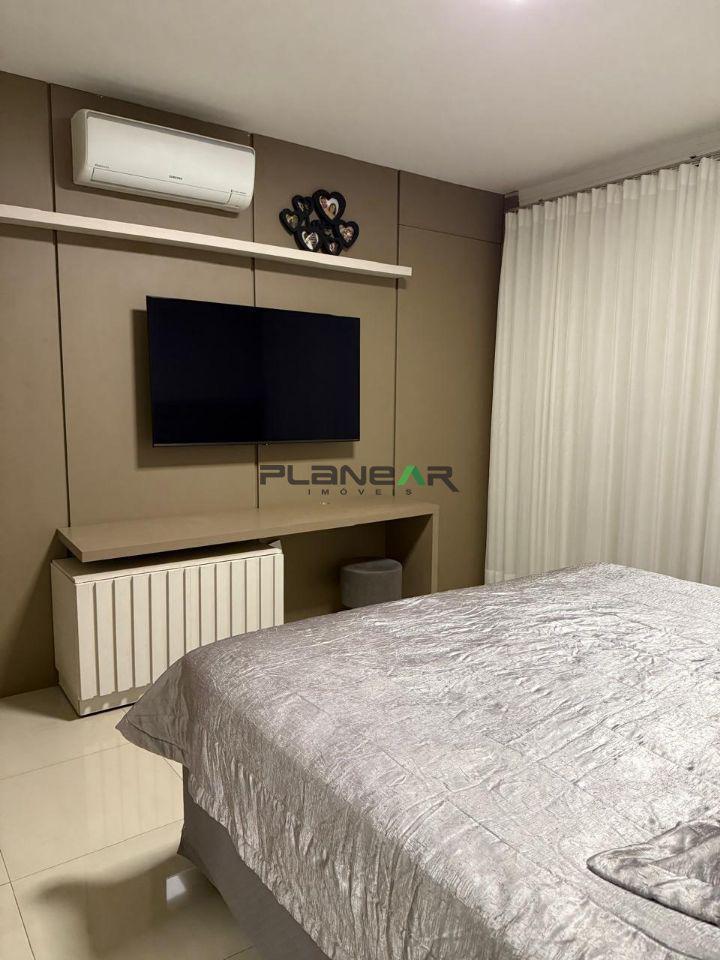 Casa, Europa, 3 Quartos, 4 Vagas, 1 Suíte