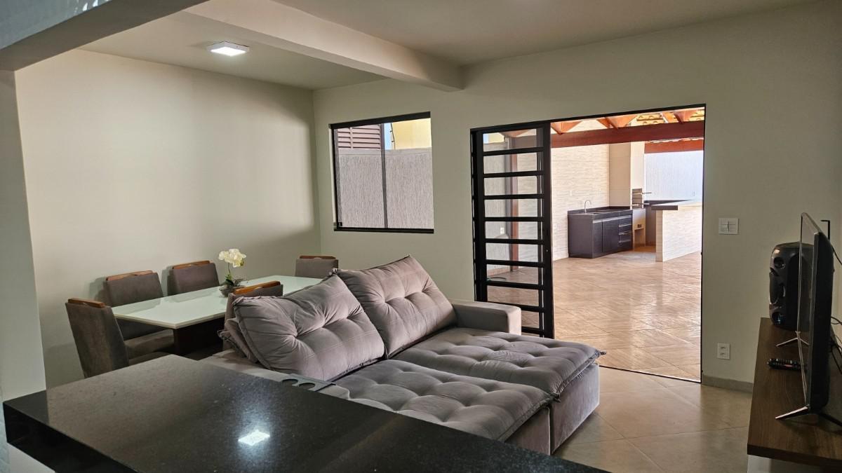 Casa, Eldorado, 3 Quartos, 6 Vagas, 1 Suíte