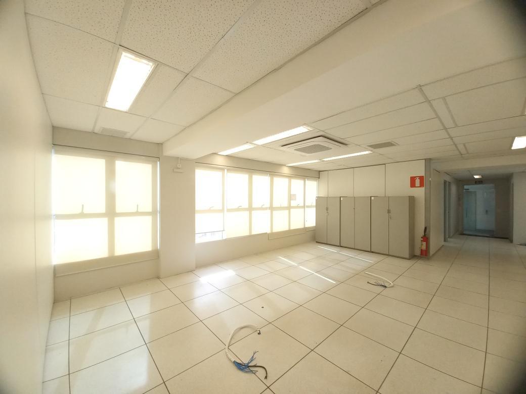 Sala, Savassi, 0 Quarto, 2 Vagas