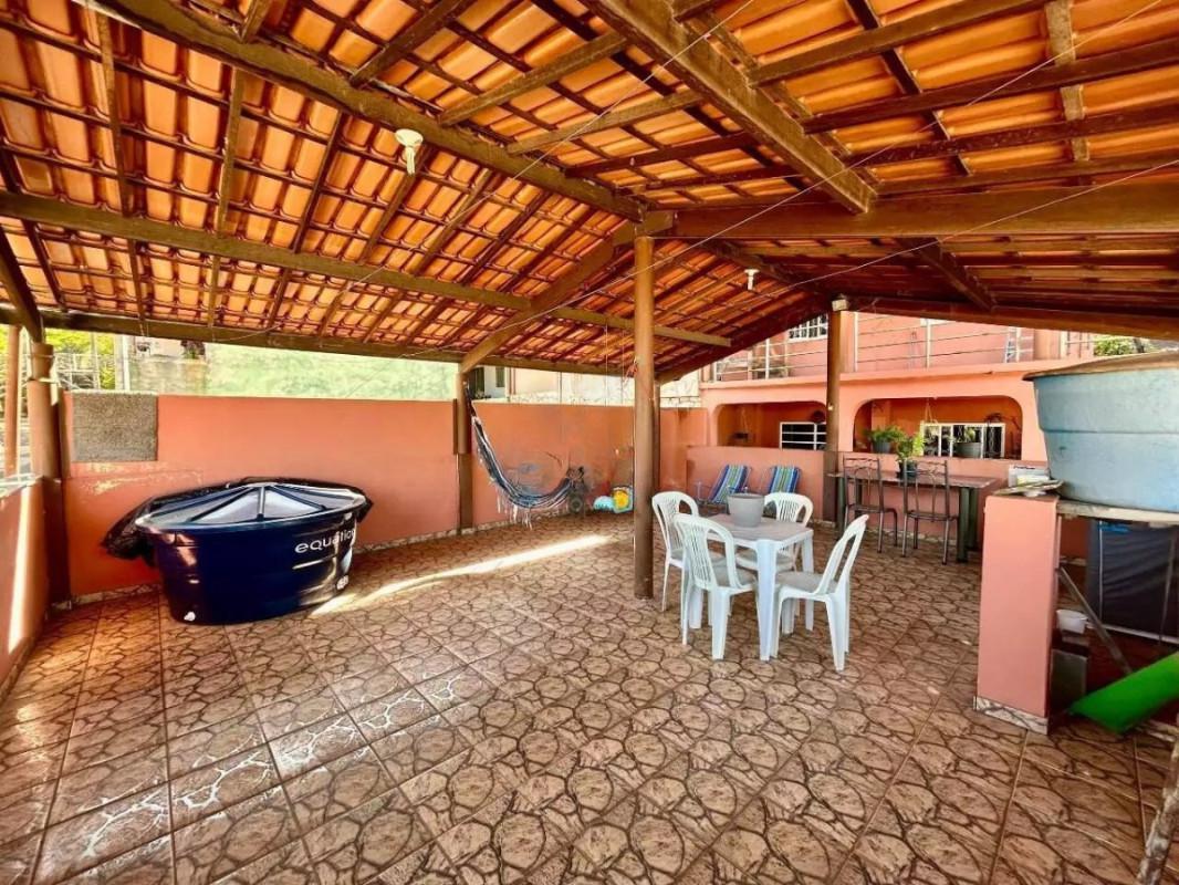 Casa, Teixeira Dias (barreiro), 3 Quartos, 3 Vagas