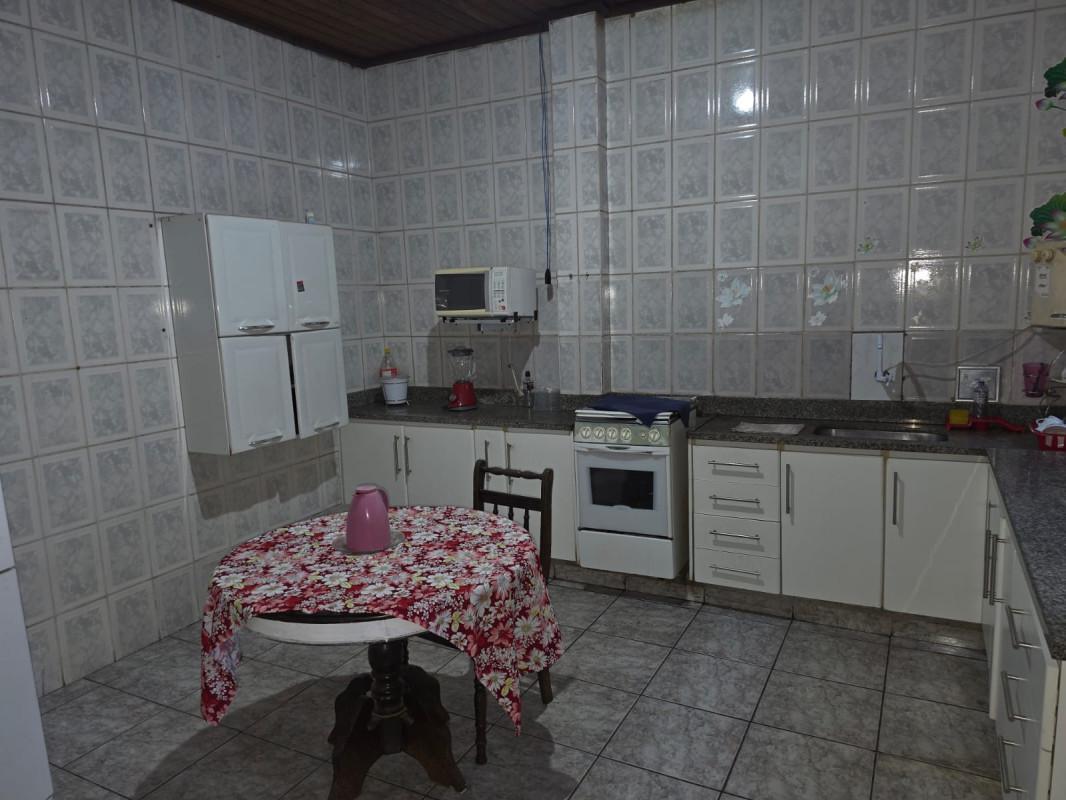 Casa, Coqueiros, 3 Quartos, 10 Vagas, 1 Suíte