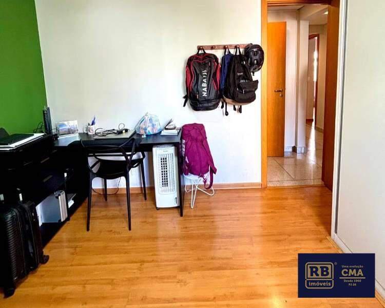 Cobertura, Funcionários, 4 Quartos, 4 Vagas, 2 Suítes