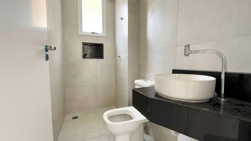 Apartamento, Casa Branca, 3 Quartos, 2 Vagas, 1 Suíte