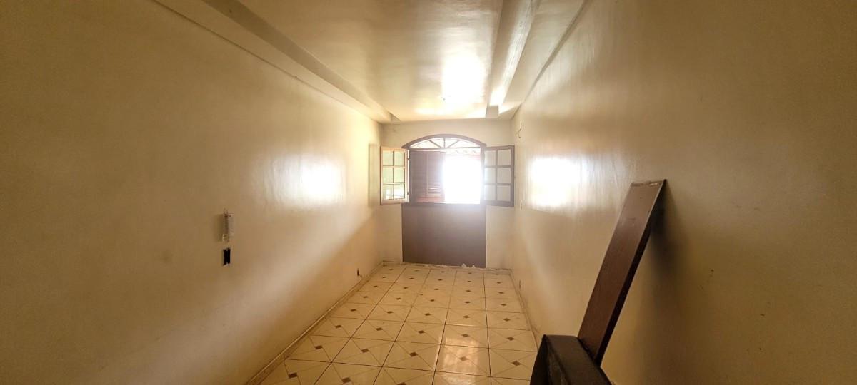 Casa, Vila Clóris, 4 Quartos, 5 Vagas, 1 Suíte