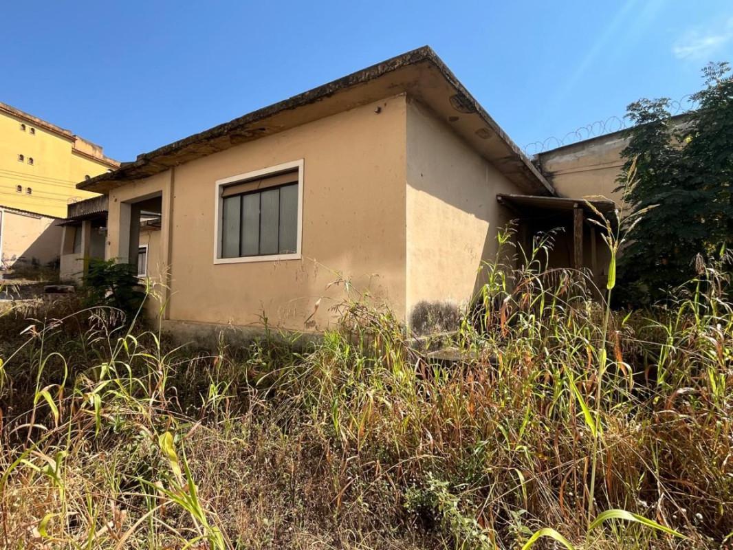 Lote, Padre Eustáquio, 0 Quarto, 0 Vaga