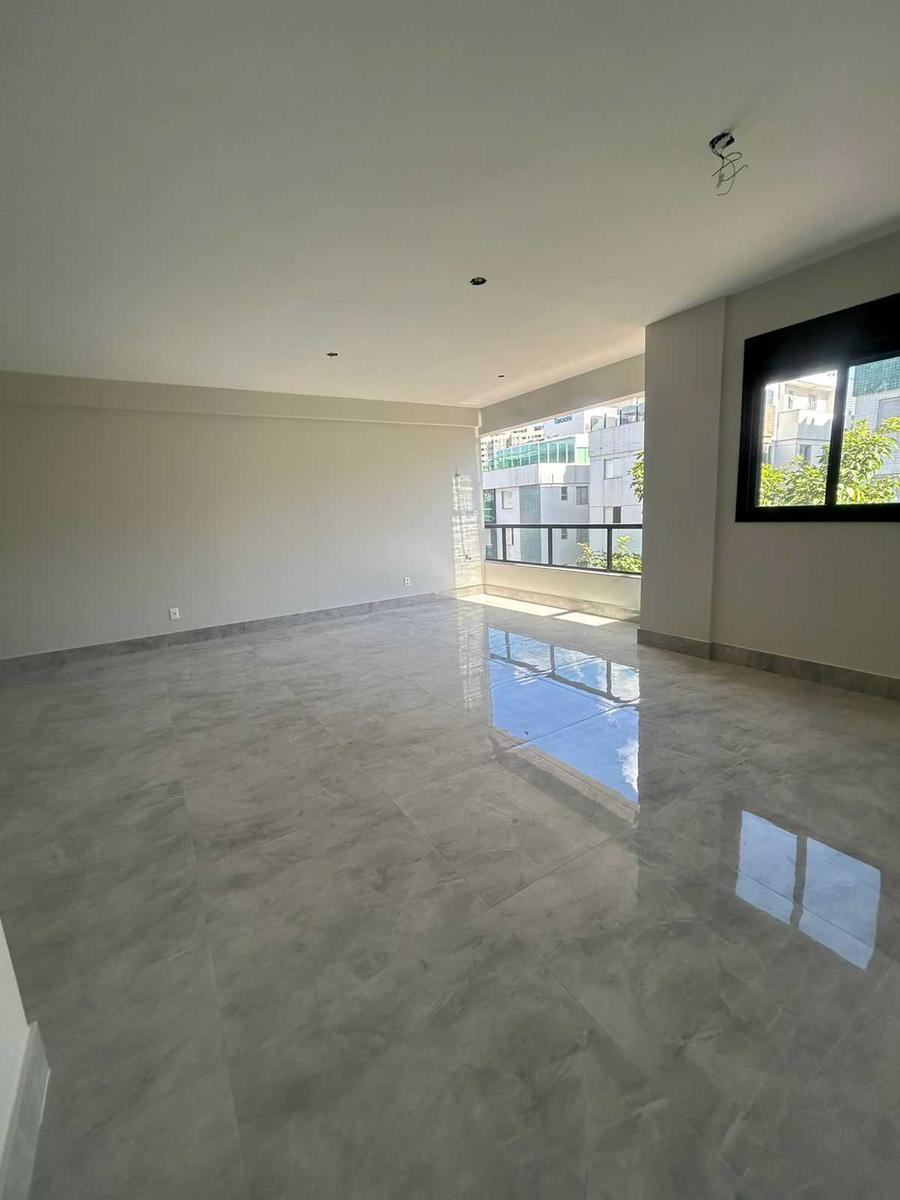 Apartamento, Castelo, 4 Quartos, 3 Vagas, 3 Suítes