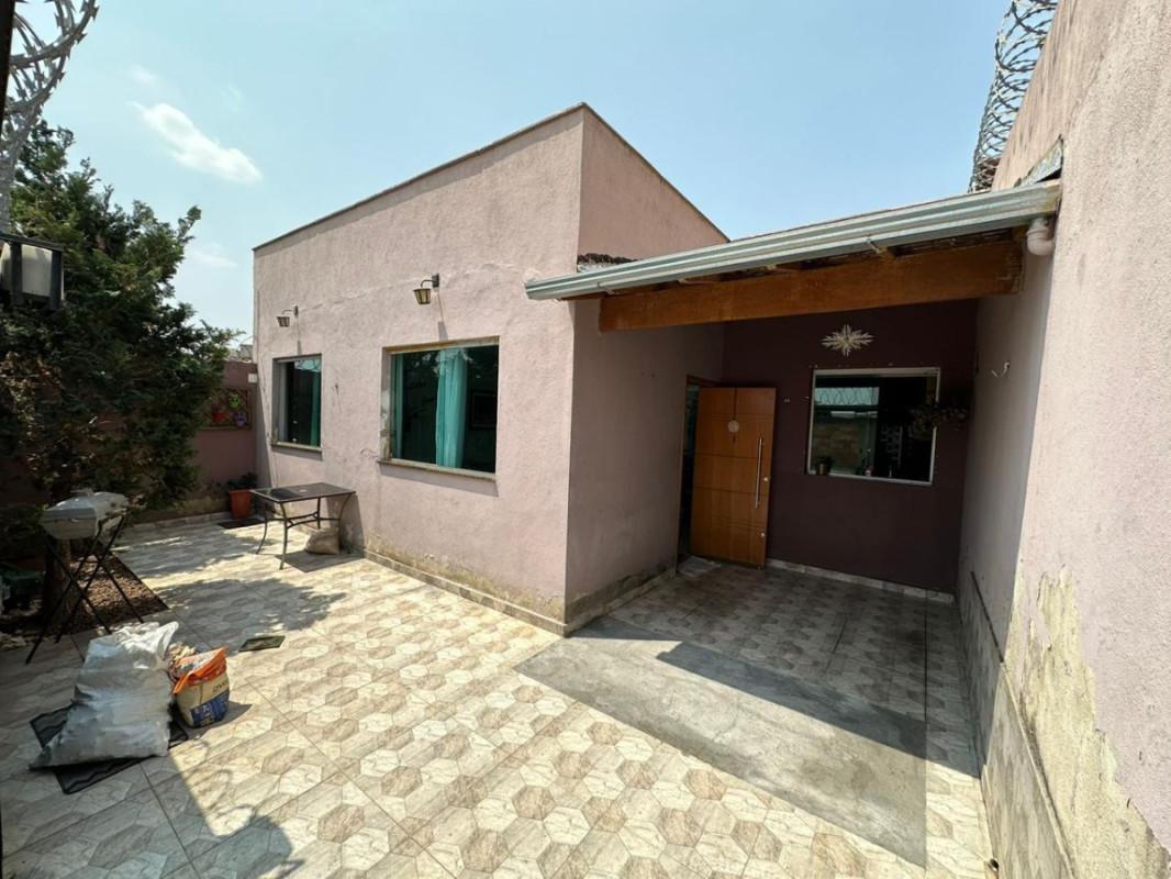 Casa, Masterville, 2 Quartos, 1 Vaga