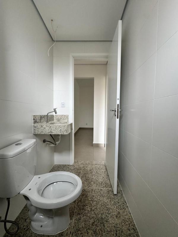 Apartamento, Sagrada Família, 3 Quartos, 2 Vagas, 1 Suíte