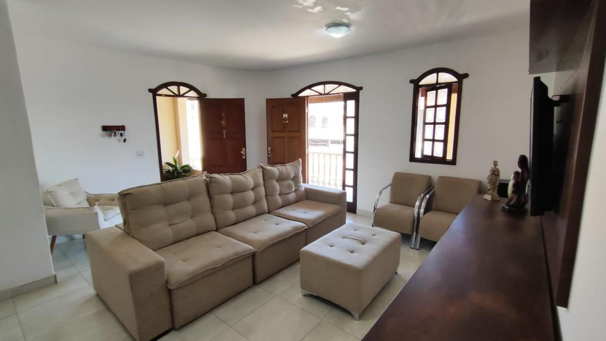 Casa, Jardim Pérola, 3 Quartos, 4 Vagas, 1 Suíte