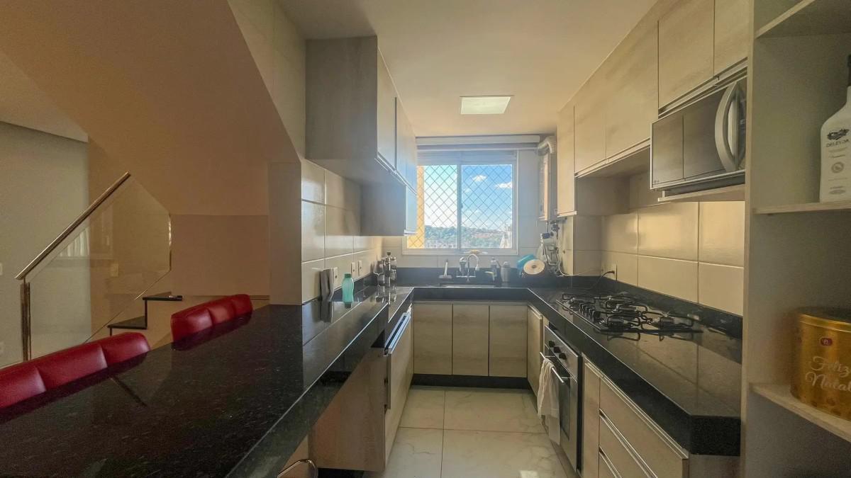 Cobertura, Castelo, 3 Quartos, 2 Vagas, 1 Suíte