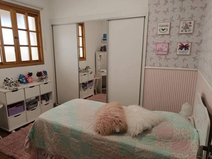 Casa, Jardim América, 3 Quartos, 3 Vagas, 2 Suítes