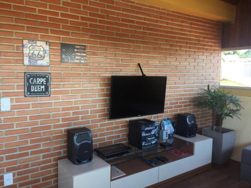 Cobertura, Ressaca, 2 Quartos, 1 Vaga