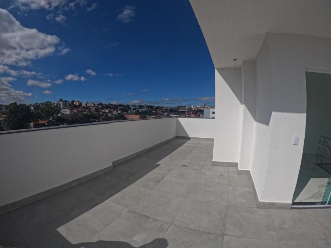 Cobertura, Planalto, 2 Quartos, 2 Vagas, 1 Suíte