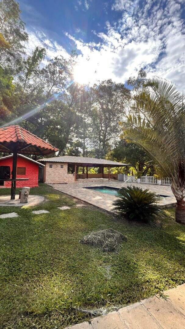 Fazenda, Bonanza, 4 Quartos, 13 Vagas, 1 Suíte
