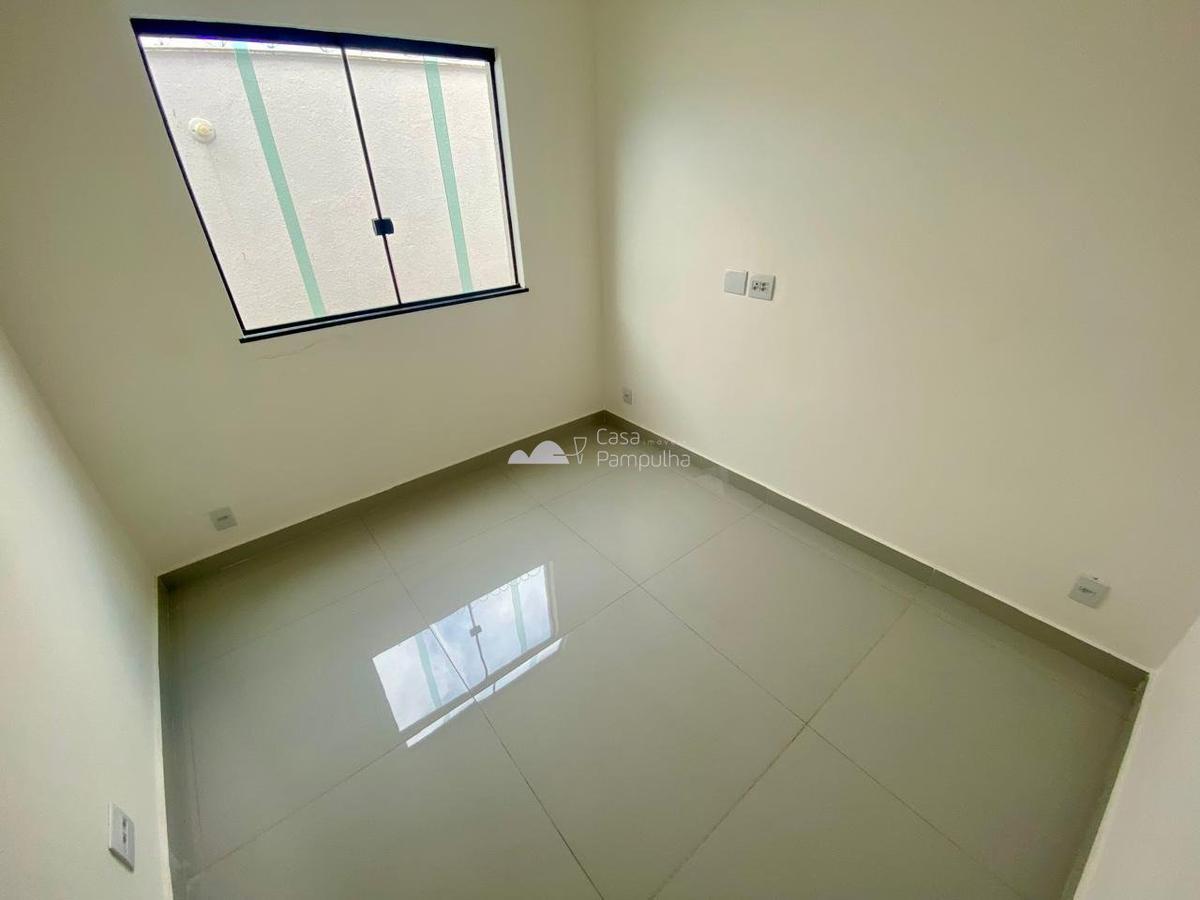 Casa, Novo Centro, 3 Quartos, 4 Vagas, 1 Suíte