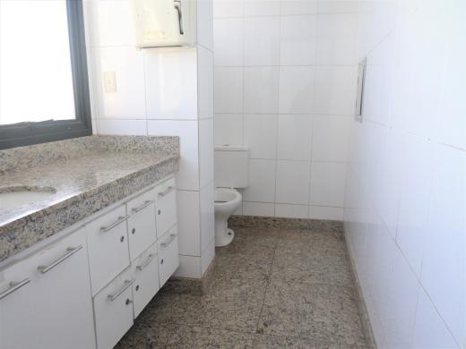 Andar, Estoril, 5 Vagas