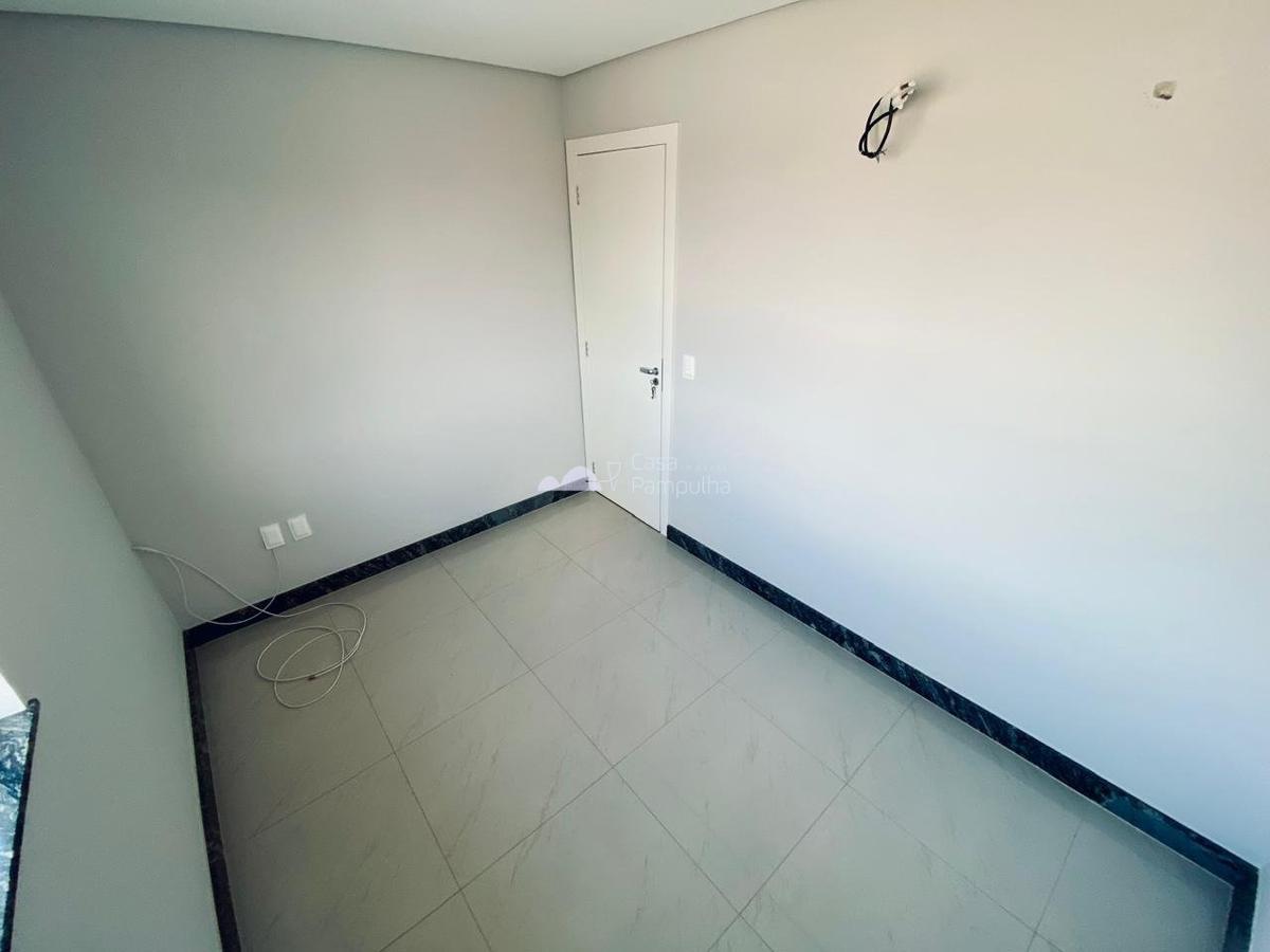 Casa, Rio Branco, 2 Quartos, 2 Vagas