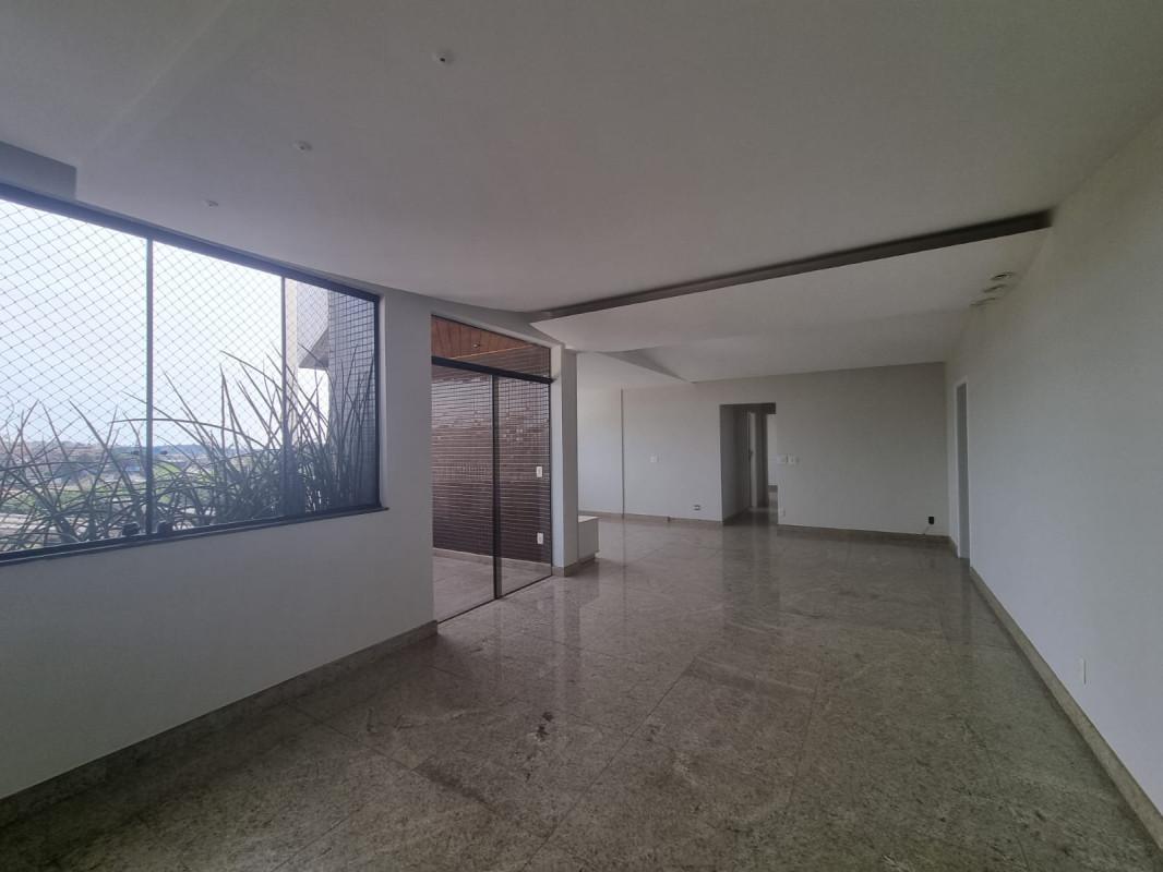 Apartamento, Barreiro, 3 Quartos, 2 Vagas, 1 Suíte