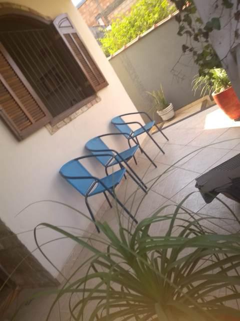 Casa, Oitis, 4 Quartos, 2 Vagas, 1 Suíte