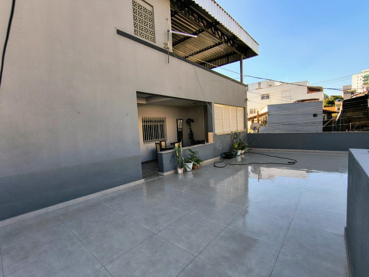 Casa Comercial, União, 0 Quarto, 2 Vagas