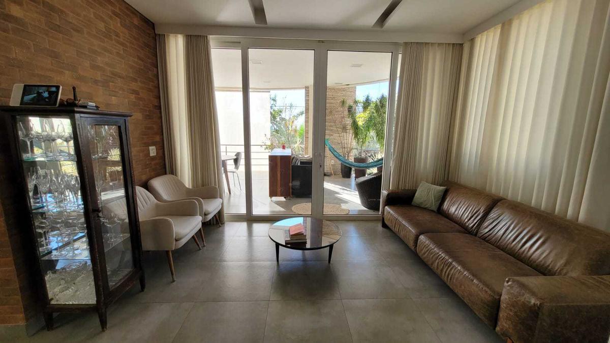 Apartamento, Santa Lúcia, 4 Quartos, 5 Vagas, 3 Suítes