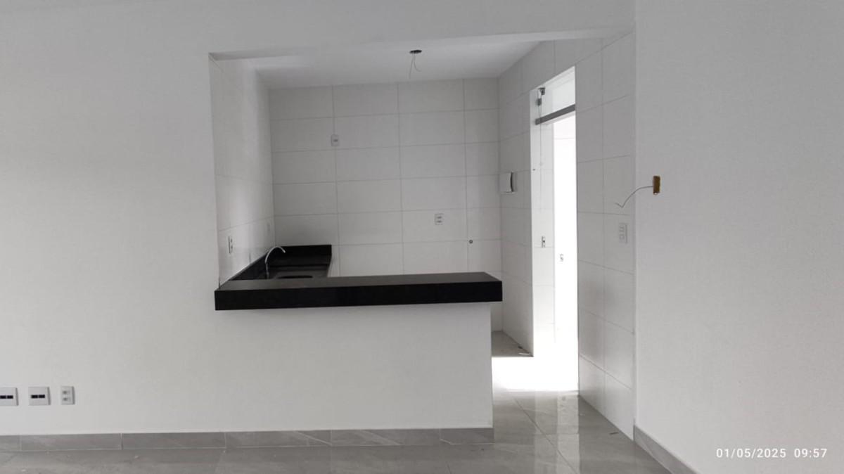 Casa, Parque Xangri-lá, 3 Quartos, 2 Vagas, 1 Suíte