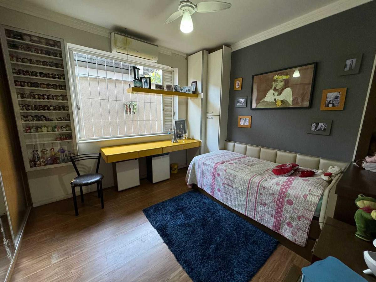 Casa, São José, 4 Quartos, 4 Vagas, 2 Suítes