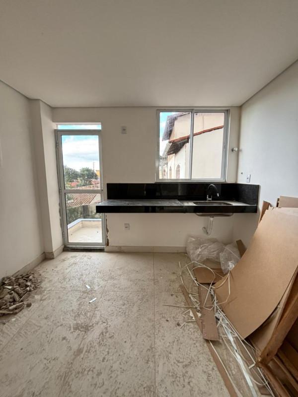 Cobertura, Santa Branca, 2 Quartos, 1 Vaga, 1 Suíte