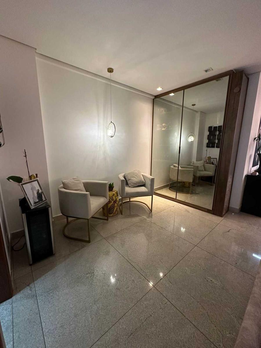 Apartamento, Castelo, 4 Quartos, 3 Vagas, 2 Suítes