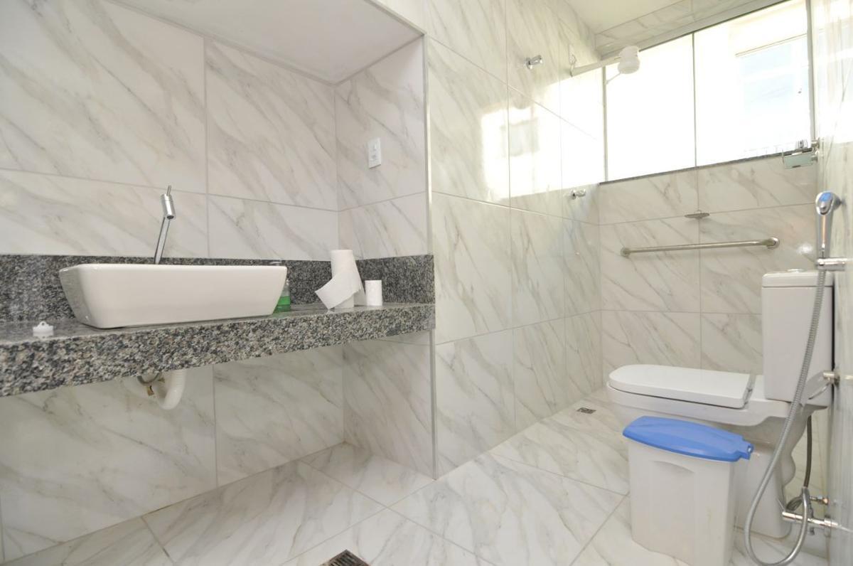 Casa, São José, 5 Quartos, 4 Vagas, 2 Suítes