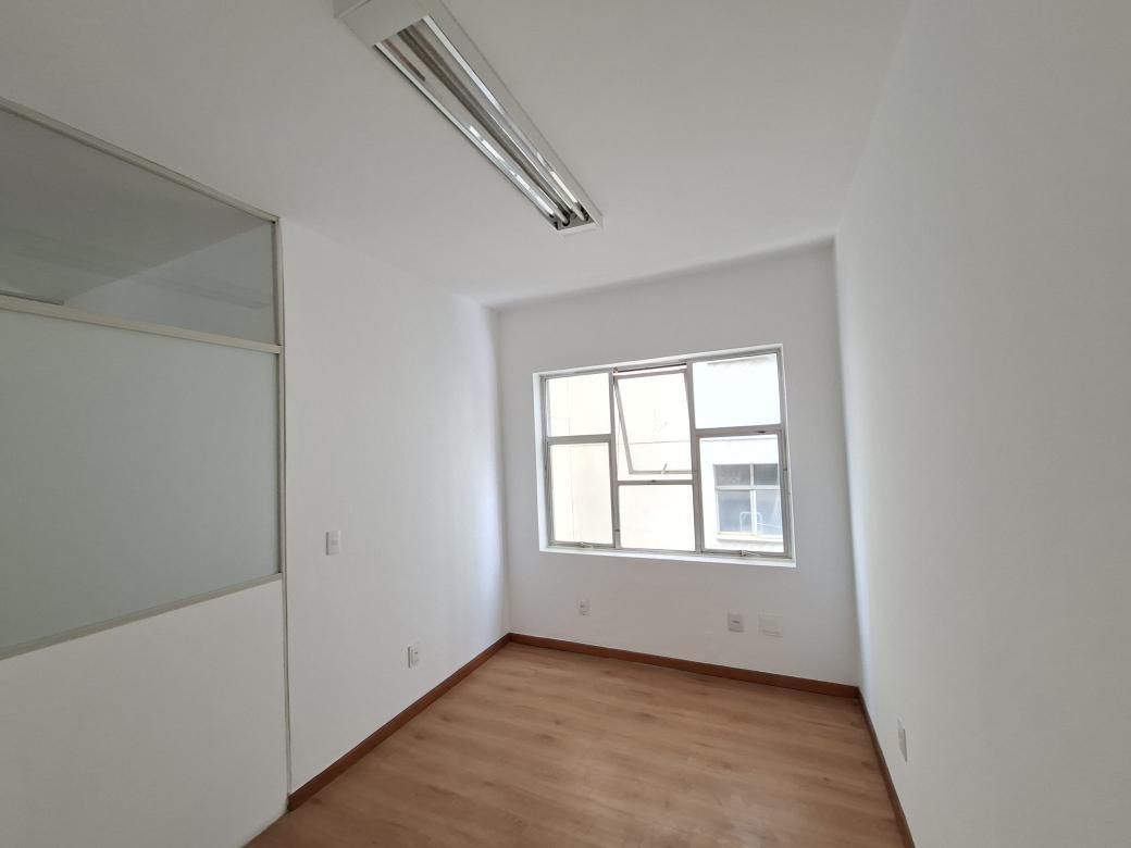 Sala, Savassi, 0 Quarto, 1 Vaga