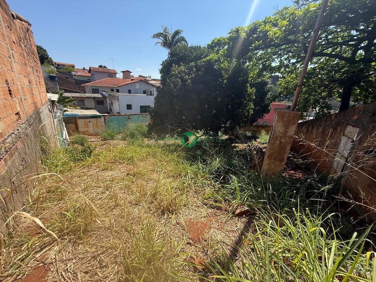 Lote, Universitário, 0 Quarto, 0 Vaga