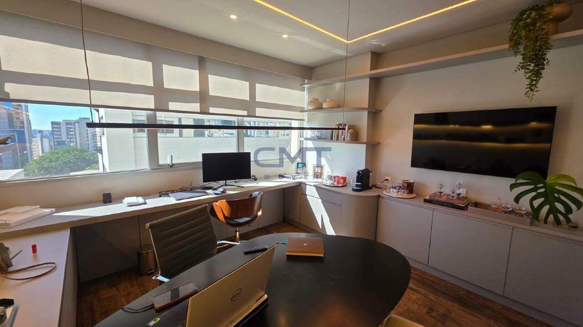 Sala, Funcionários, 0 Quarto, 1 Vaga