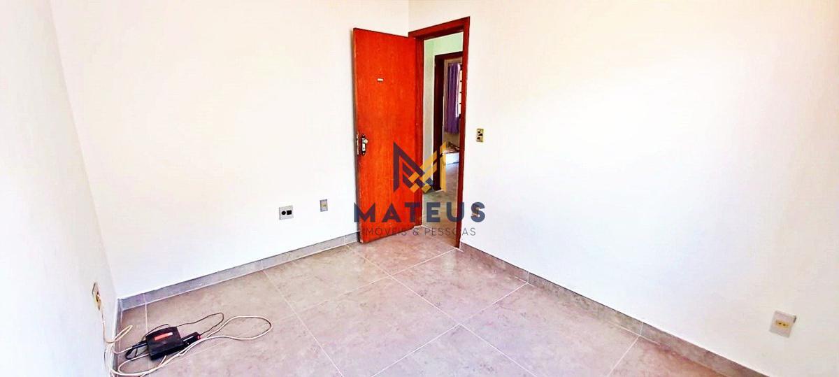 Casa, Caiçaras, 4 Quartos, 5 Vagas, 1 Suíte