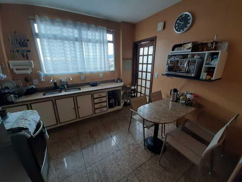 Cobertura, Luxemburgo, 4 Quartos, 5 Vagas, 1 Suíte