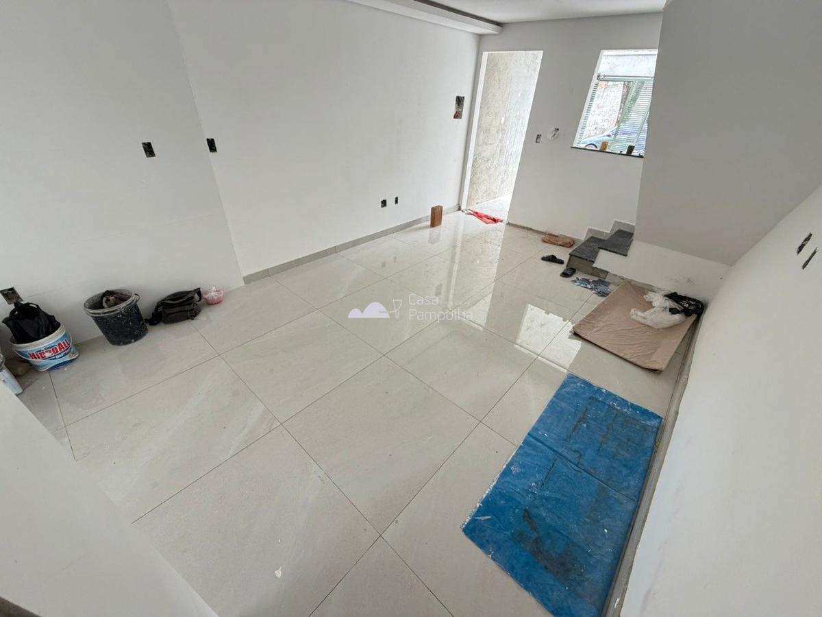 Casa, Piratininga (venda Nova), 2 Quartos, 1 Vaga, 2 Suítes