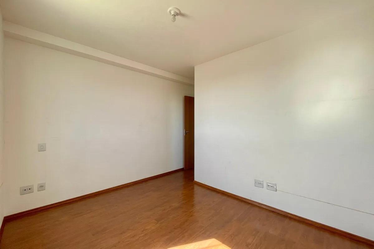 Cobertura, Concórdia, 2 Quartos, 2 Vagas, 1 Suíte