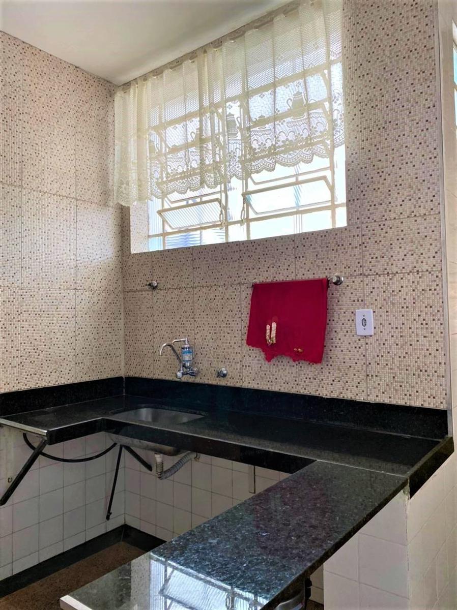 Casa, Sagrada Família, 3 Quartos, 5 Vagas, 1 Suíte