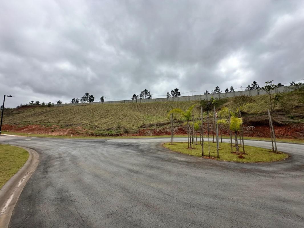 Lote, Nova Lima, 0 Quarto, 0 Vaga