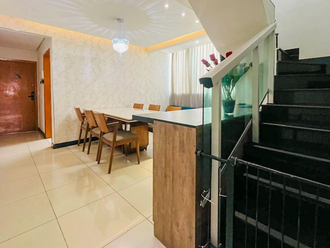 Cobertura, Castelo, 2 Quartos, 2 Vagas, 1 Suíte