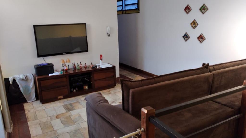 Casa, Centro, 4 Quartos, 3 Vagas, 1 Suíte